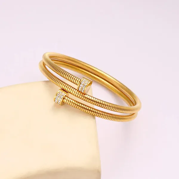 Gold_Bracelets_For_Women